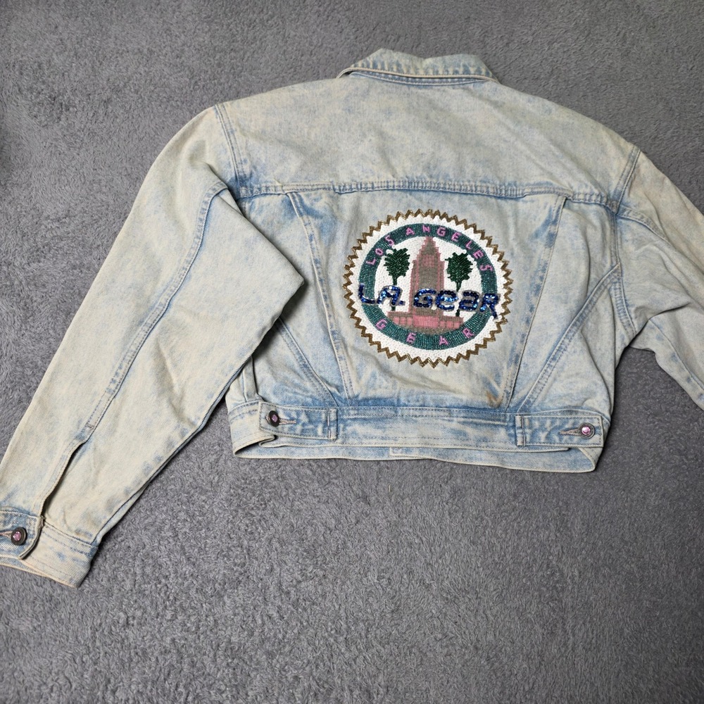 LA Gear Womens M Denim Jacket Light Blue Acid Wash Beaded Los Angeles Vintage